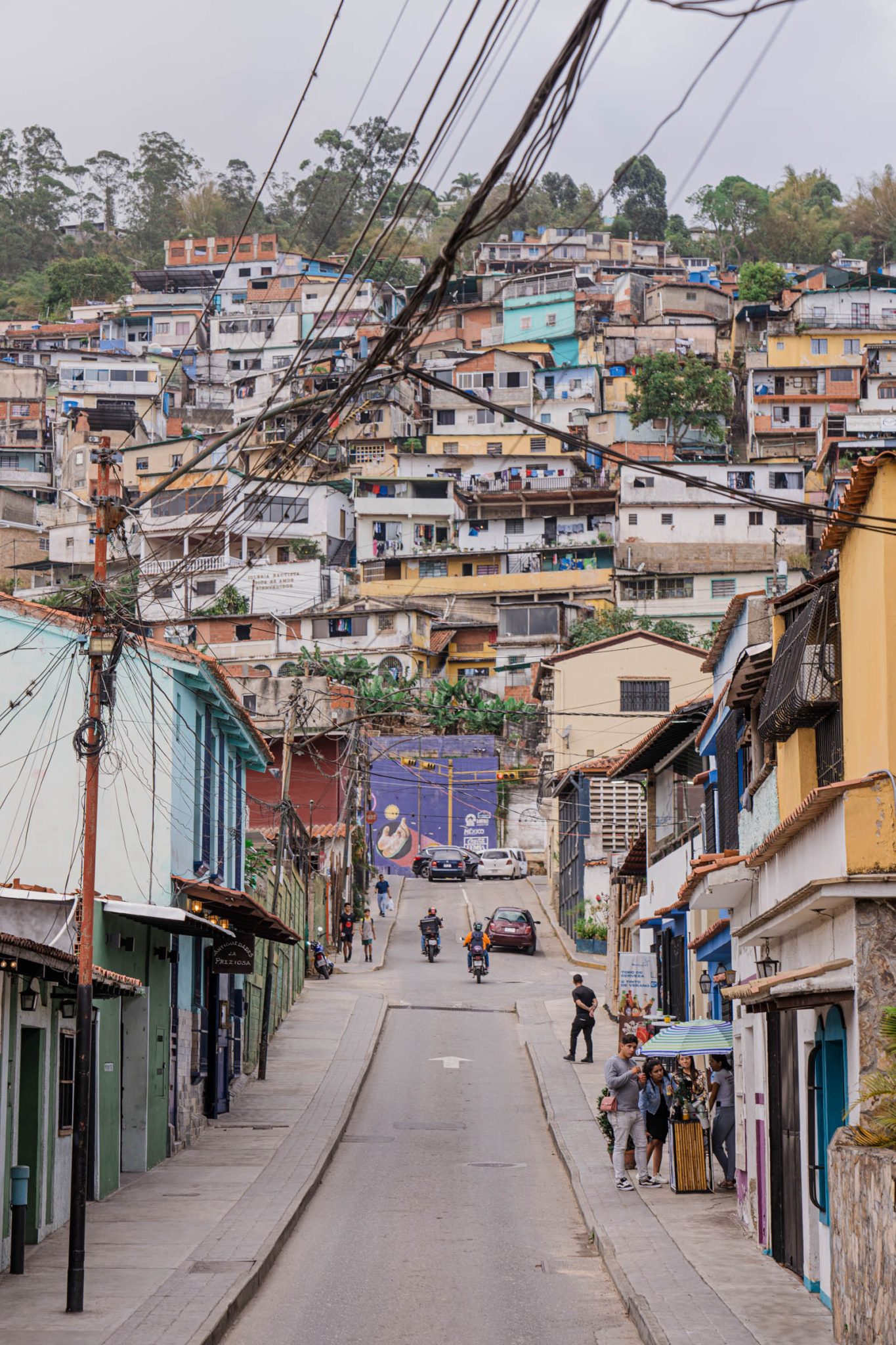 Residentes de un barrio venezolano